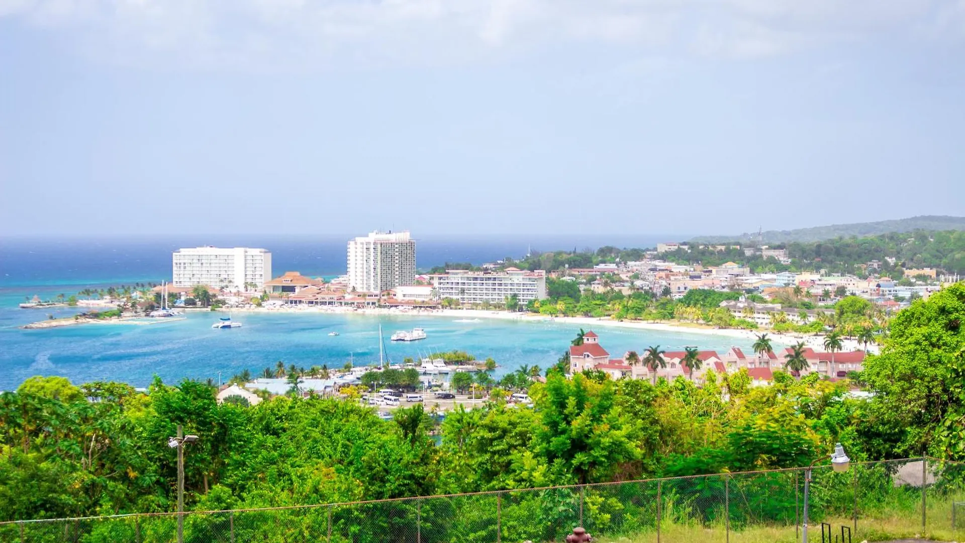 Ocho Rios Columbus Heights Secluded Luxurious Studio Sky Castles Ocean View Apartment 0*, Ocho Rios Jamaica